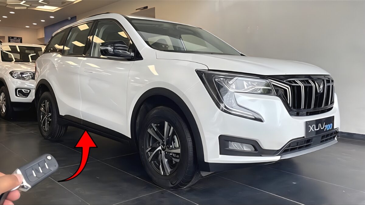 Mahindra XUV 700